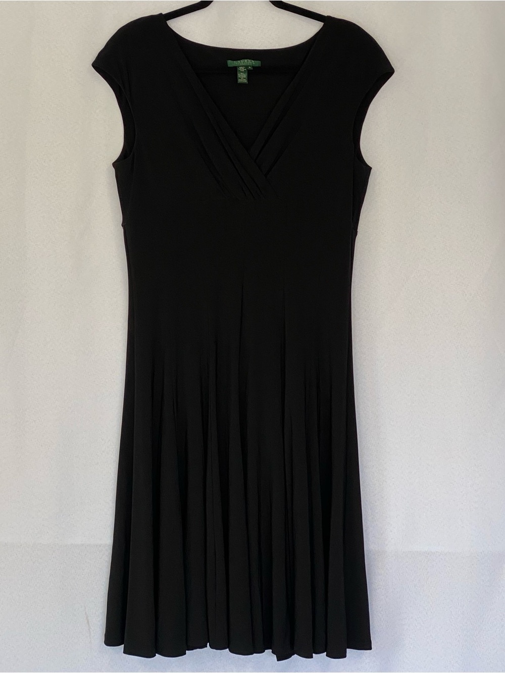 Lauren Ralph Lauren Dress Black Cap-Sleeve V-Neck Midi Dress Size 14 Stretch